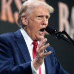 Trump flagela a Harris llamándola “vagabunda” y la acusa de “cometer delitos”