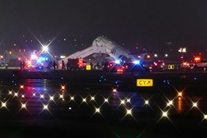 Dos pilotos de Air Canada mueren en accidente en LaGuardia; decenas de personas hospitalizadas en Nueva Yorko