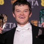 Este Verano trae sorpresas, “I swear”, la película basada en hechos reales que es candidata a los Premios Oscar 2027 sin estrenarse en los cines estadounidenses